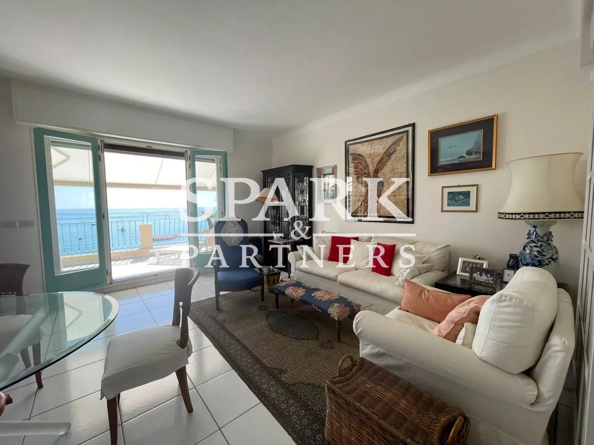 Menton - Garavan - Penthouse 2 pieces vue mer panoramique