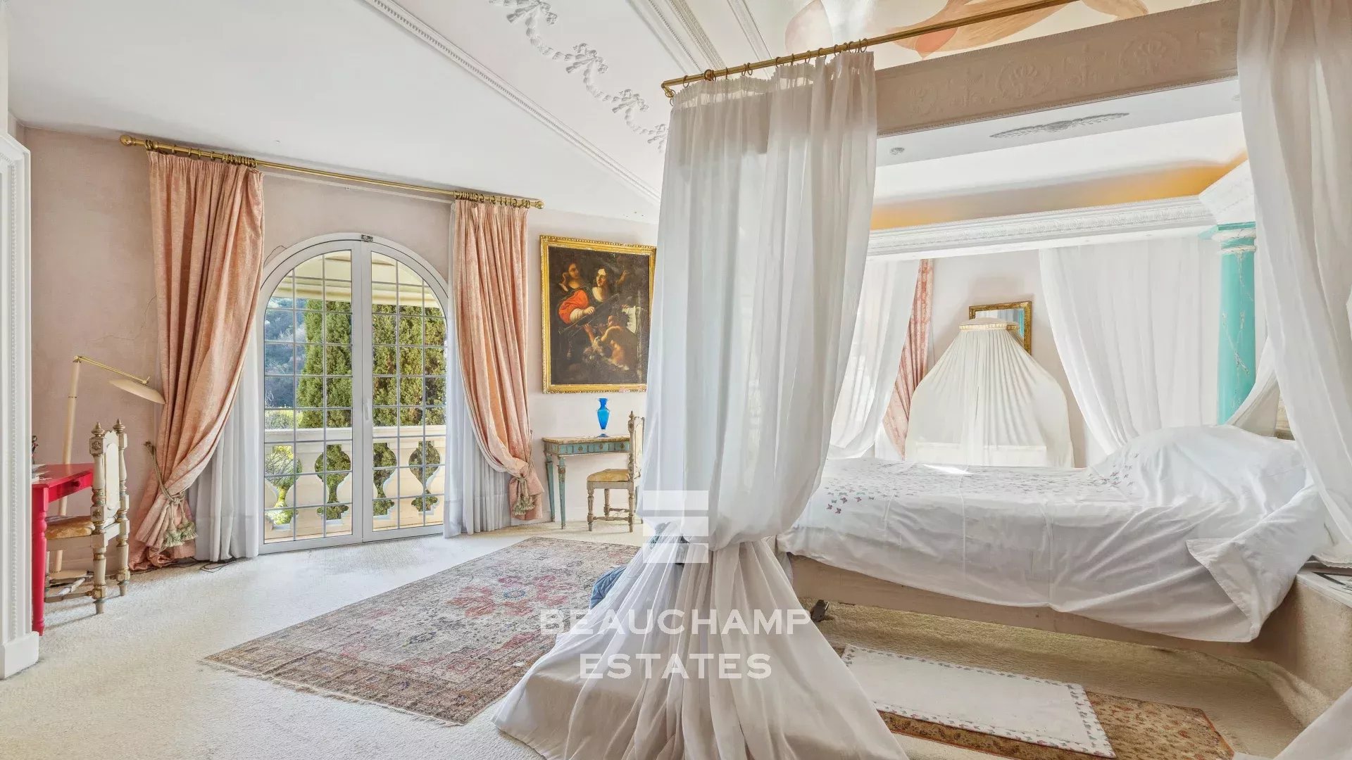 Villa palladienne avec vaste terrain - Menton
