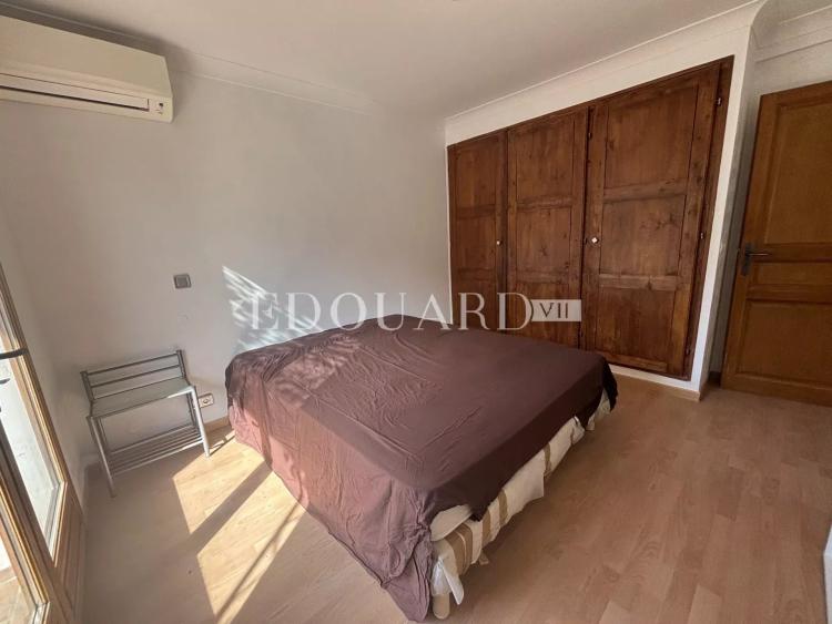 En exclusivité maison provençale à vendre avec appartement indépendante, piscine et grand jardin