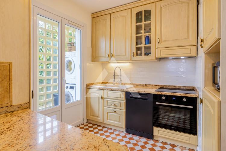 Menton Borrigo - Appartement 4 pièces traversant