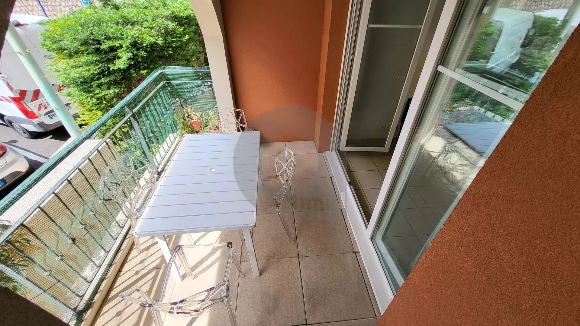 Menton centre ville - Appartement 2 Pièces - terrasse et parking