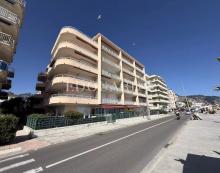 En exclusivité studio en bon état, au deuxième étage d'un immeuble dans le centre de Menton