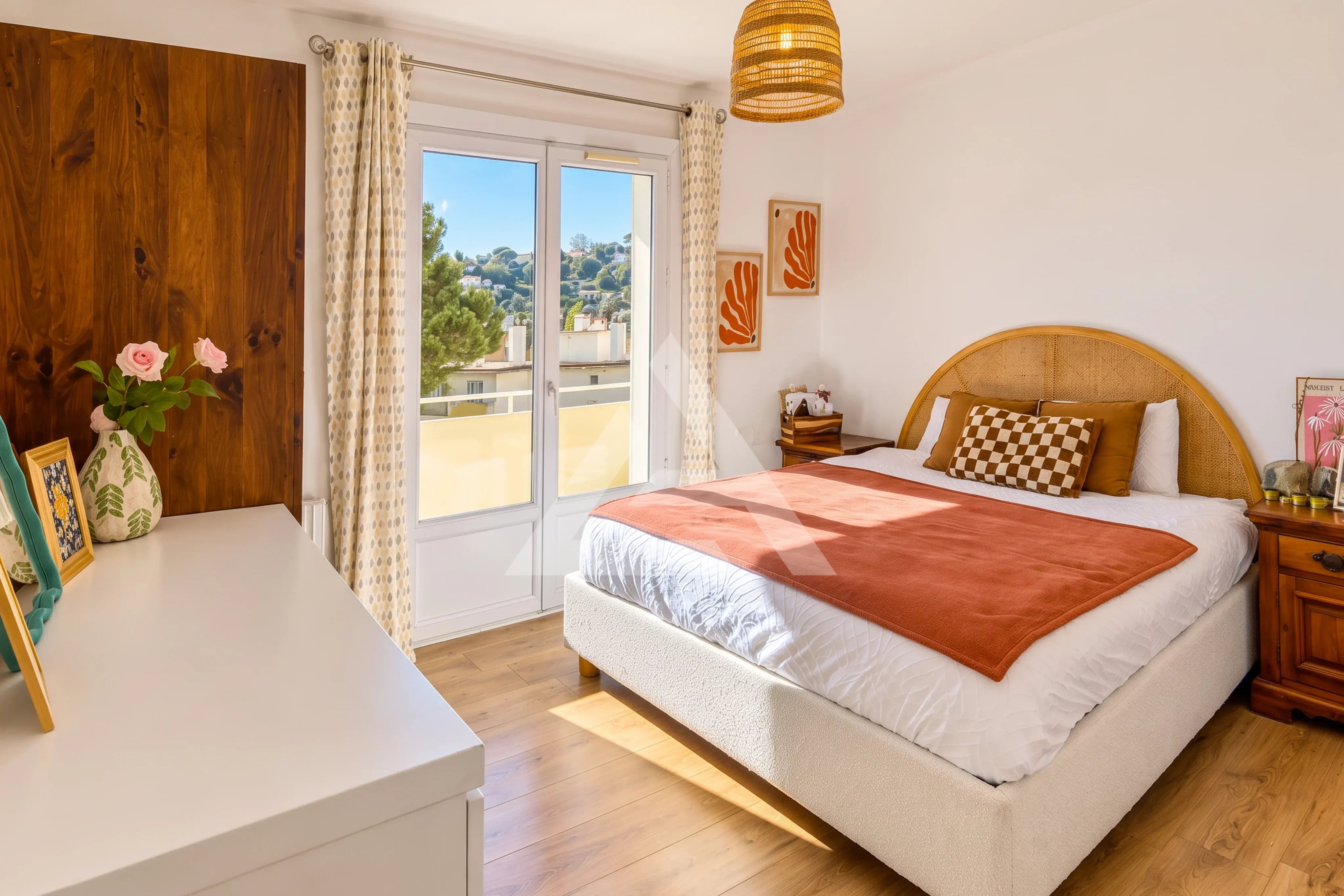 Menton Borrigo - Appartement 4 pièces traversant