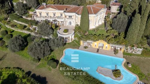 Villa palladienne avec vaste terrain - Menton