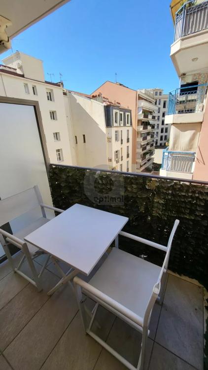 Menton Casino - Coquet studio - Immeuble récent - 100 mt des plages