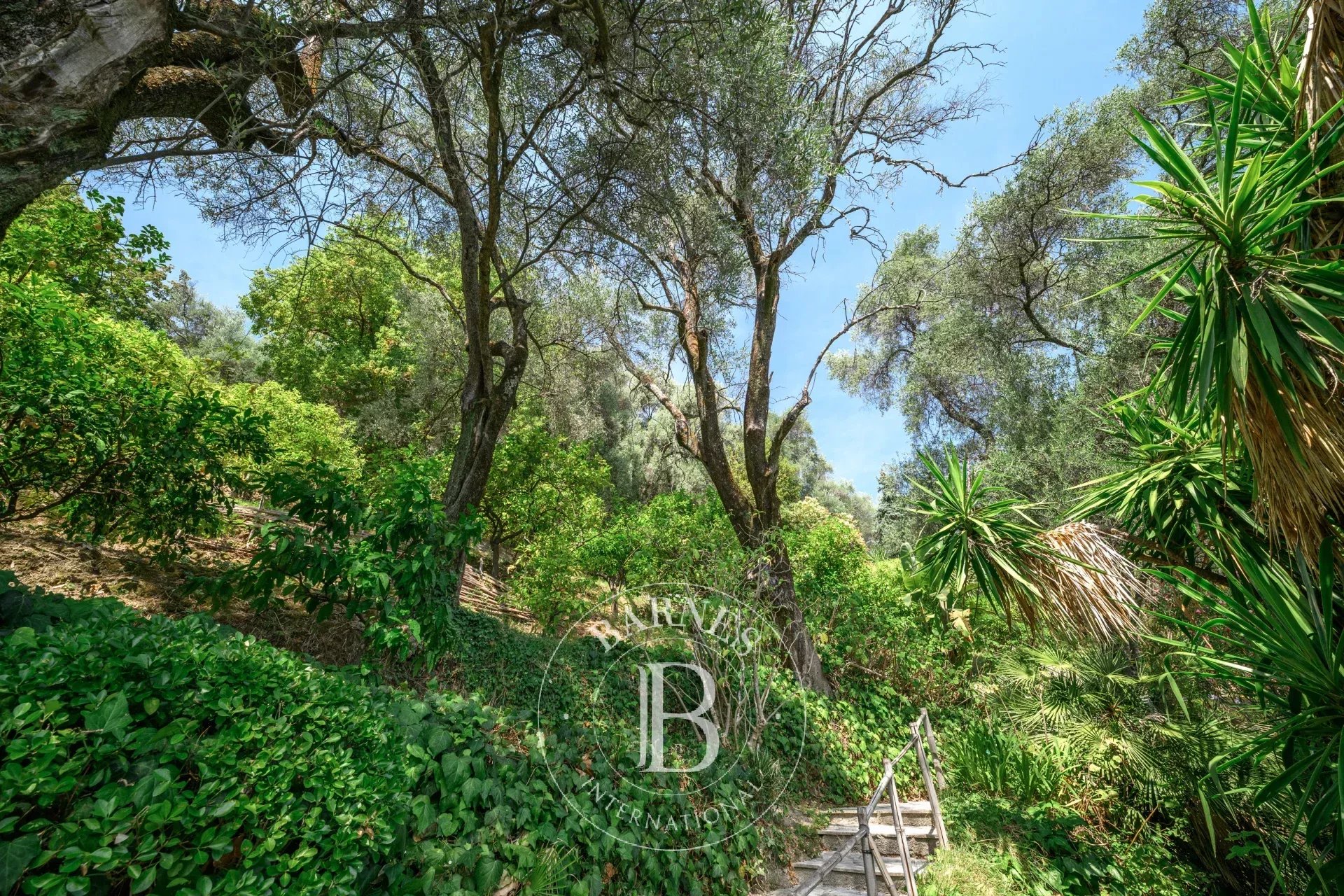 MENTON – PROPRIÉTÉ DE CHARME REMARQUABLE