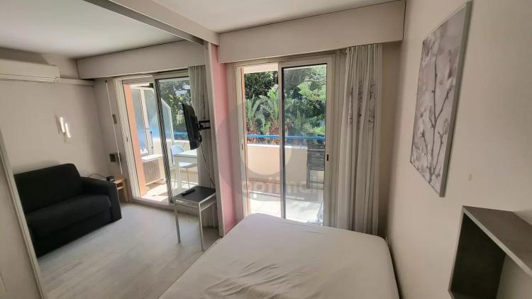 Menton Casino - appartement avec terrasse - vue jardin