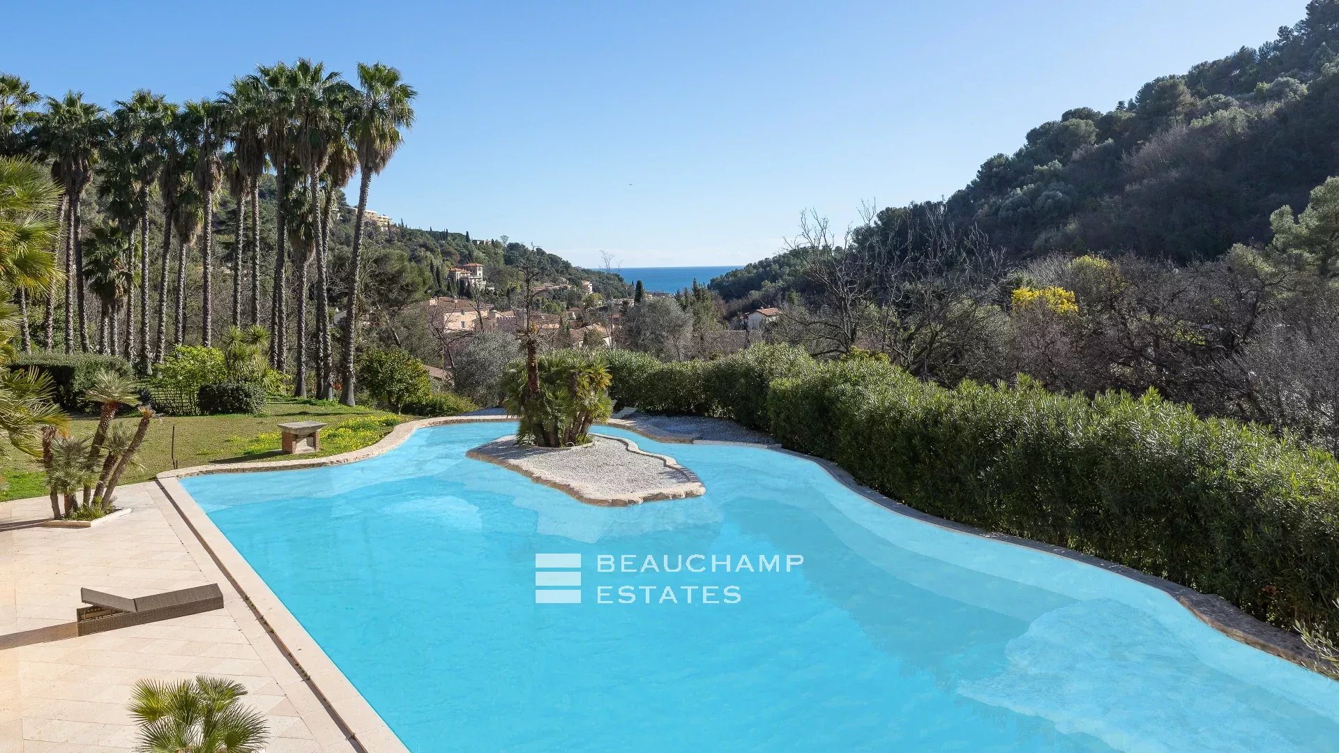 Villa palladienne avec vaste terrain - Menton
